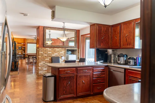 $650,000 | 3117 Todd Drive, Madison, WI 53713