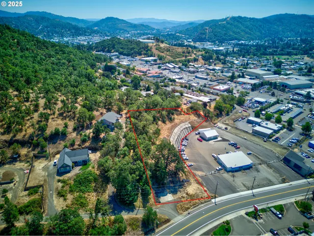 $250,000 | 797 Northeast Garden Valley Boulevard, Roseburg, OR 97470