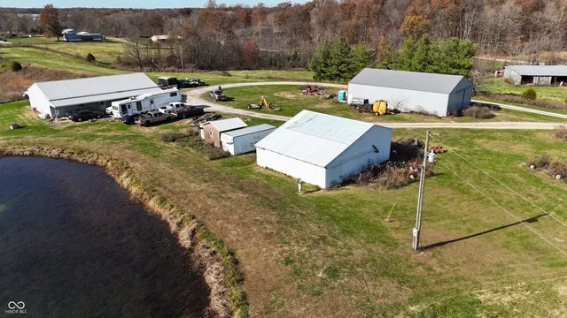 $260,000 | 1360 South County Road 925 West, Medora, IN 47260