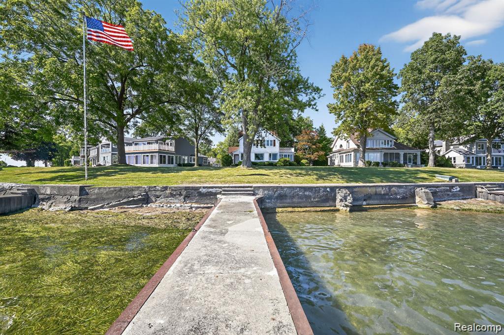 29863 East River Road Grosse Ile, MI 48138 - Photo 43 of 47