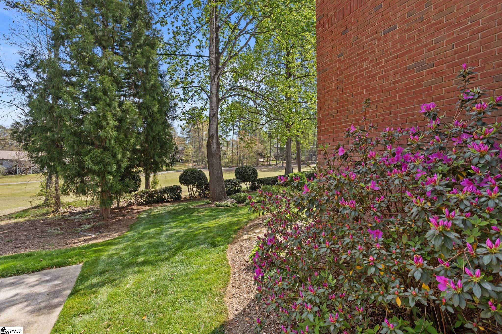 302 Ledgewood Way Greenville, SC 29609 - Photo 35 of 48