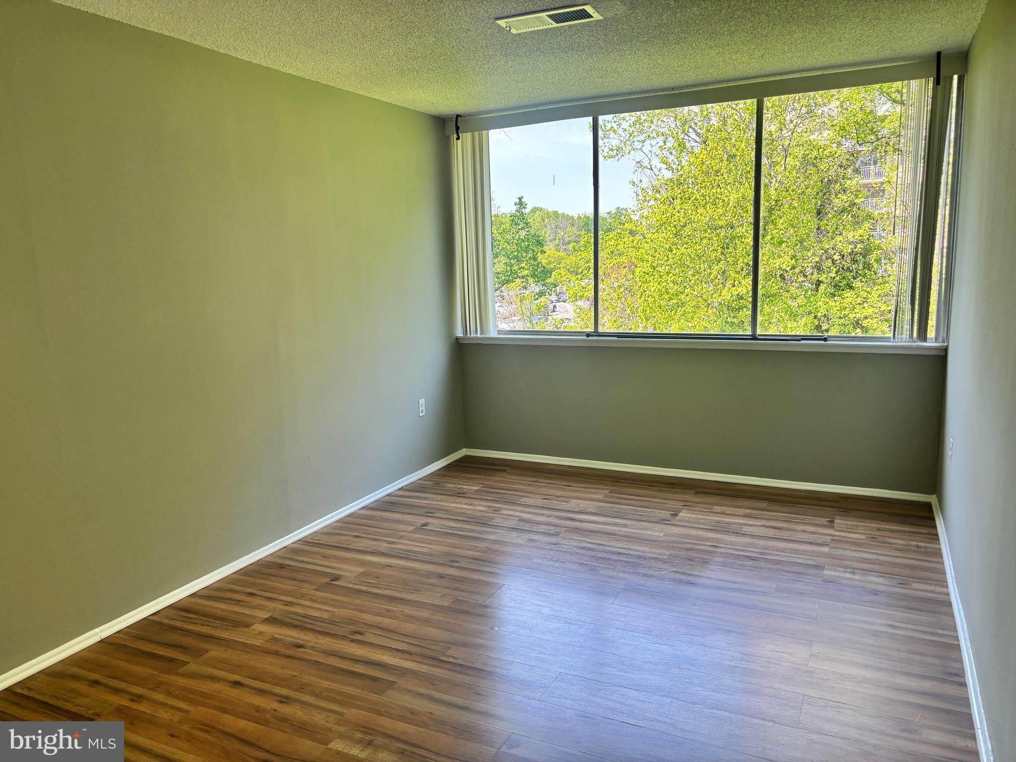 1832 Metzerott Road, Unit 403 Hyattsville, MD 20783 - Photo 9 of 15
