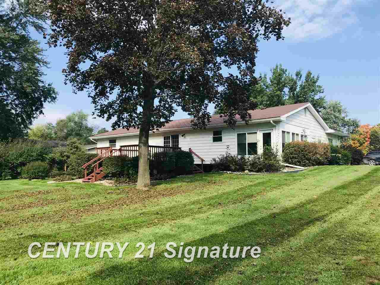 9433 Beecher Road Flushing, MI 48433 - Photo 3 of 19