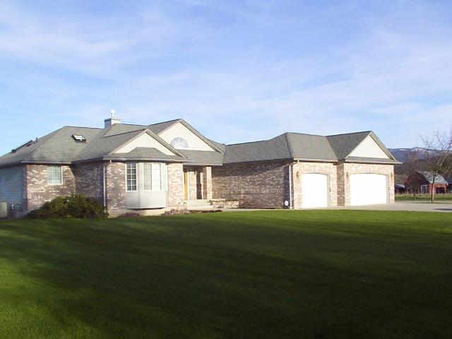 3910 North Simpson Road Otis Orchards, WA 99027 - Photo 1 of 9 Gallery Image 1