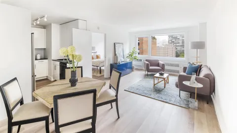 $3,924 | 340 East 34th Street, Unit 17A | Kips Bay