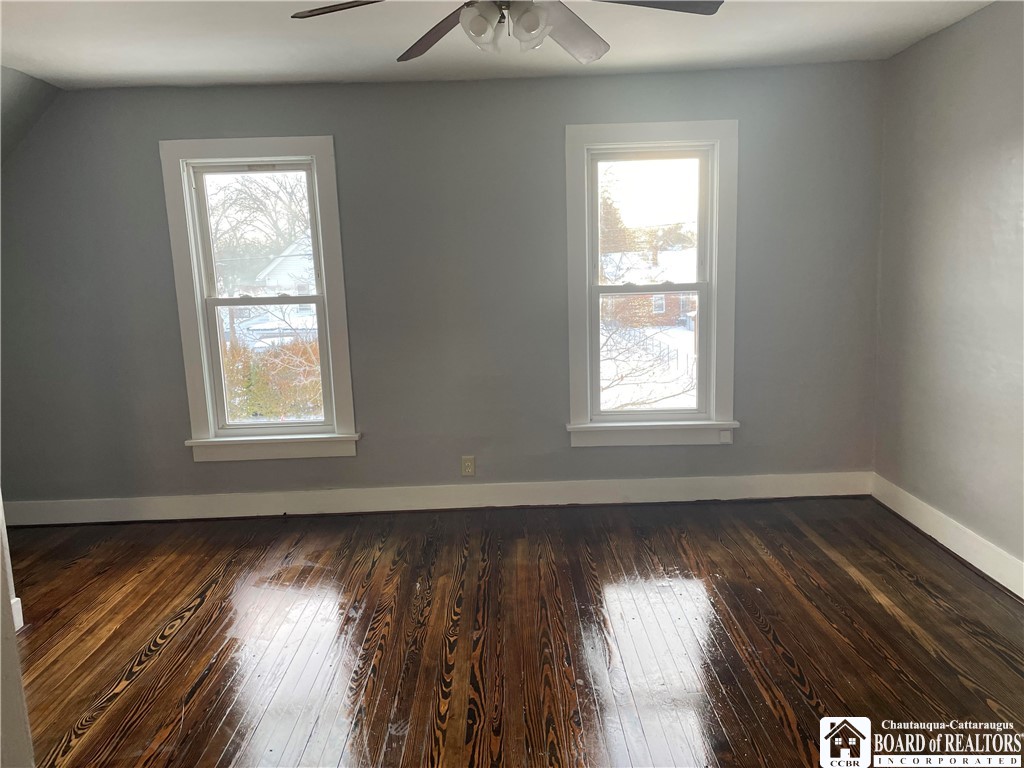 438 Hoyt Street Dunkirk, NY 14048 - Photo 17 of 25