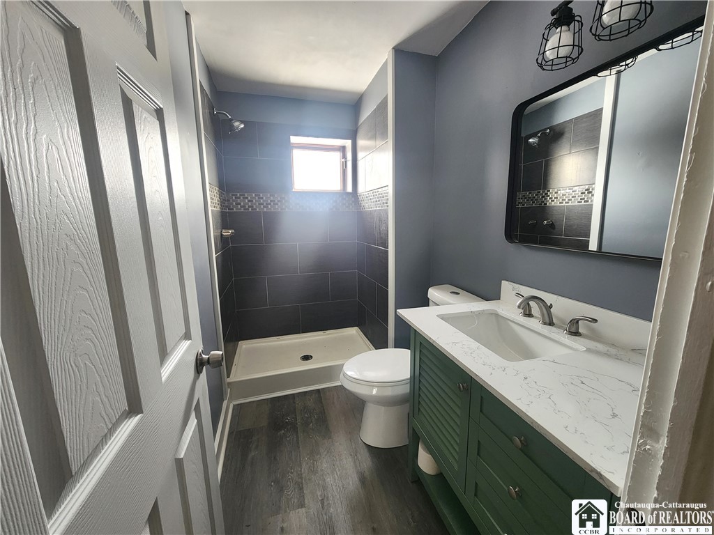 438 Hoyt Street Dunkirk, NY 14048 - Photo 10 of 25