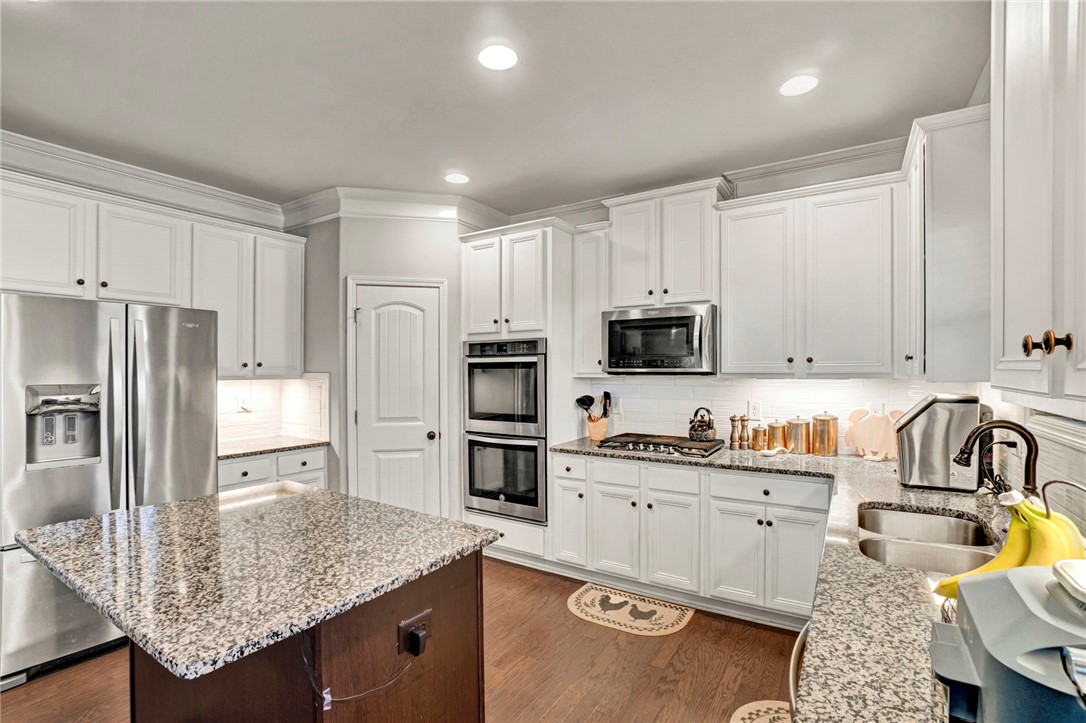 122 Jones Creek Circle Anderson, SC 29621 - Photo 18 of 48