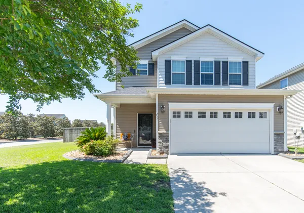 $388,000 | 253 Cameron Street, Summerville, SC 29486