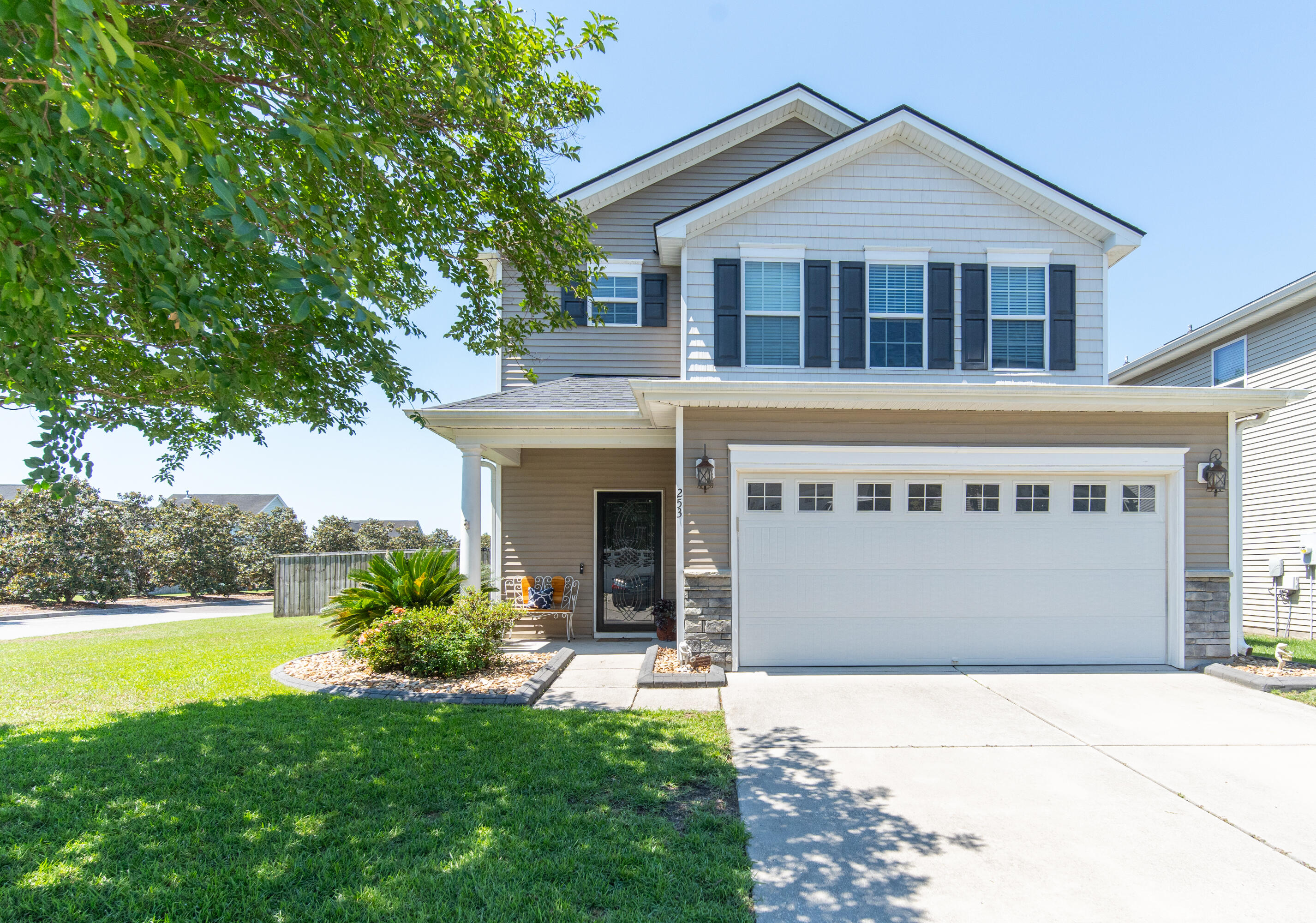 253 Cameron Street Summerville, SC 29486 - Photo 1 of 50 253 Cameron Street-2