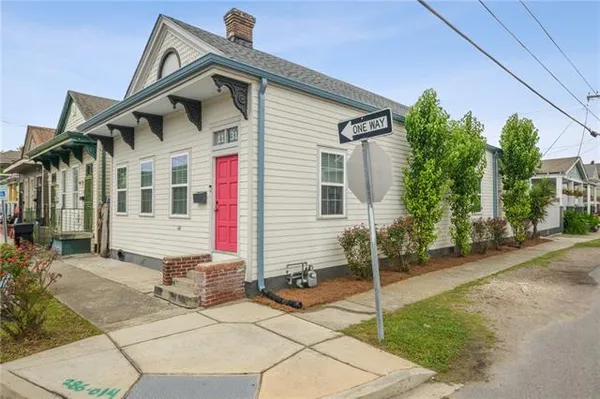 $2,600 | 1131 North Roman Street, New Orleans, LA 70116
