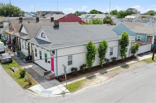 $2,600 | 1131 North Roman Street, New Orleans, LA 70116