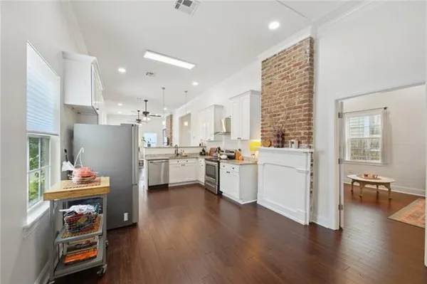 $2,600 | 1131 North Roman Street, New Orleans, LA 70116