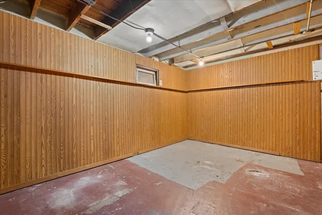 $190,000 | 6910 32nd Avenue, Kenosha, WI 53142