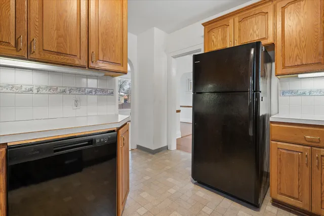 $190,000 | 6910 32nd Avenue, Kenosha, WI 53142