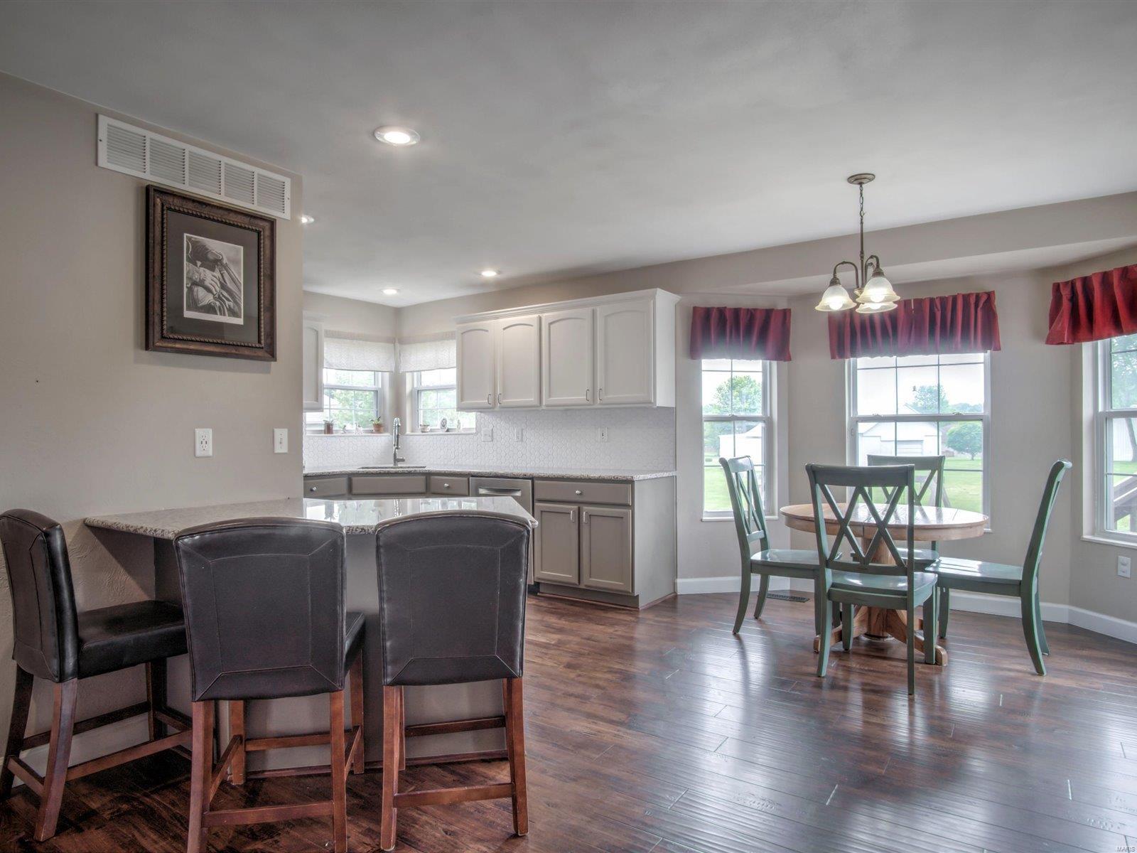 1262 Pheasant Ridge Court Shiloh, IL 62221 - Photo 12 of 28 Gallery Image 12