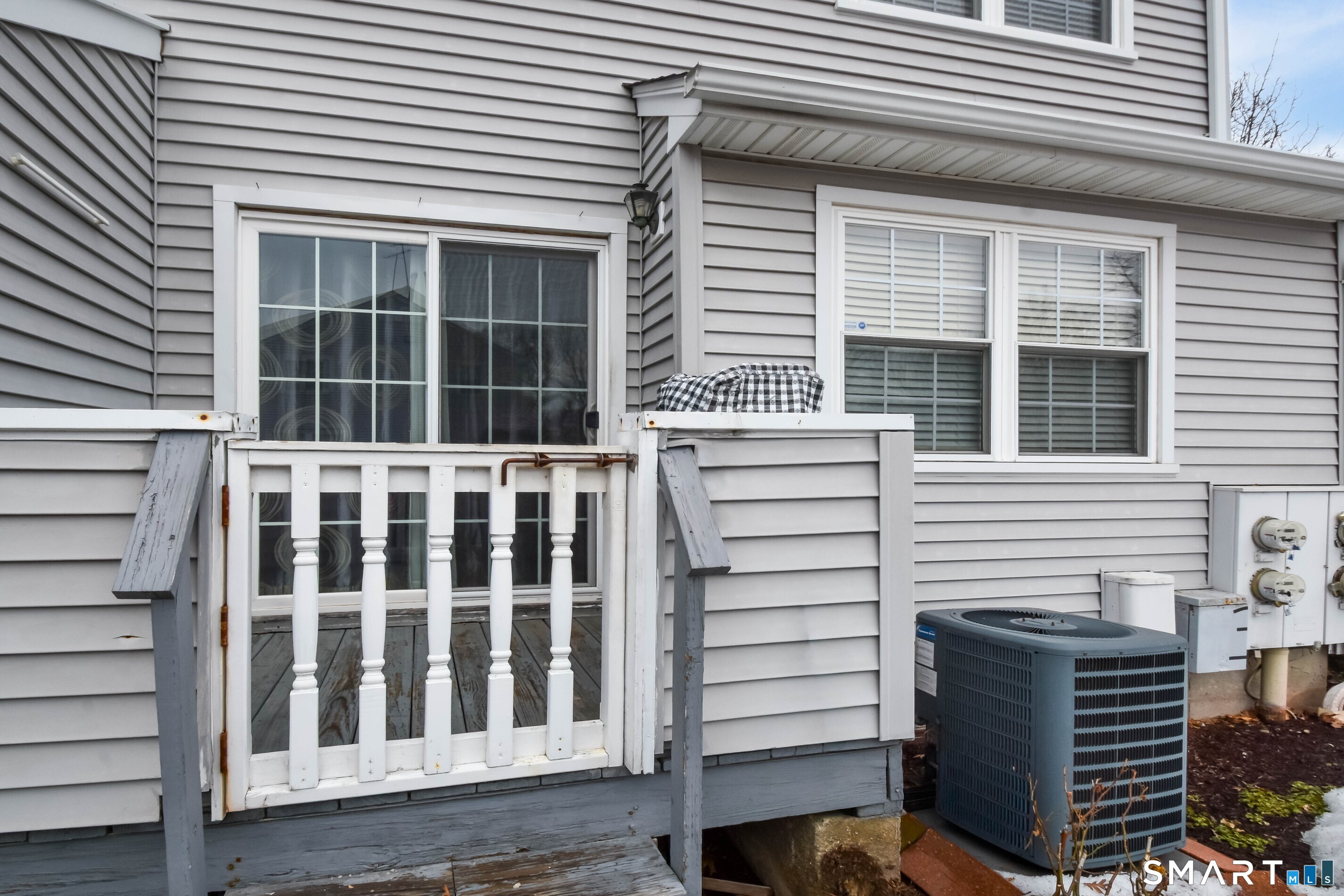 1403 Old Town Road, Unit 1403 Bridgeport, CT 06606 - Photo 1 of 25 a view of a house with a window