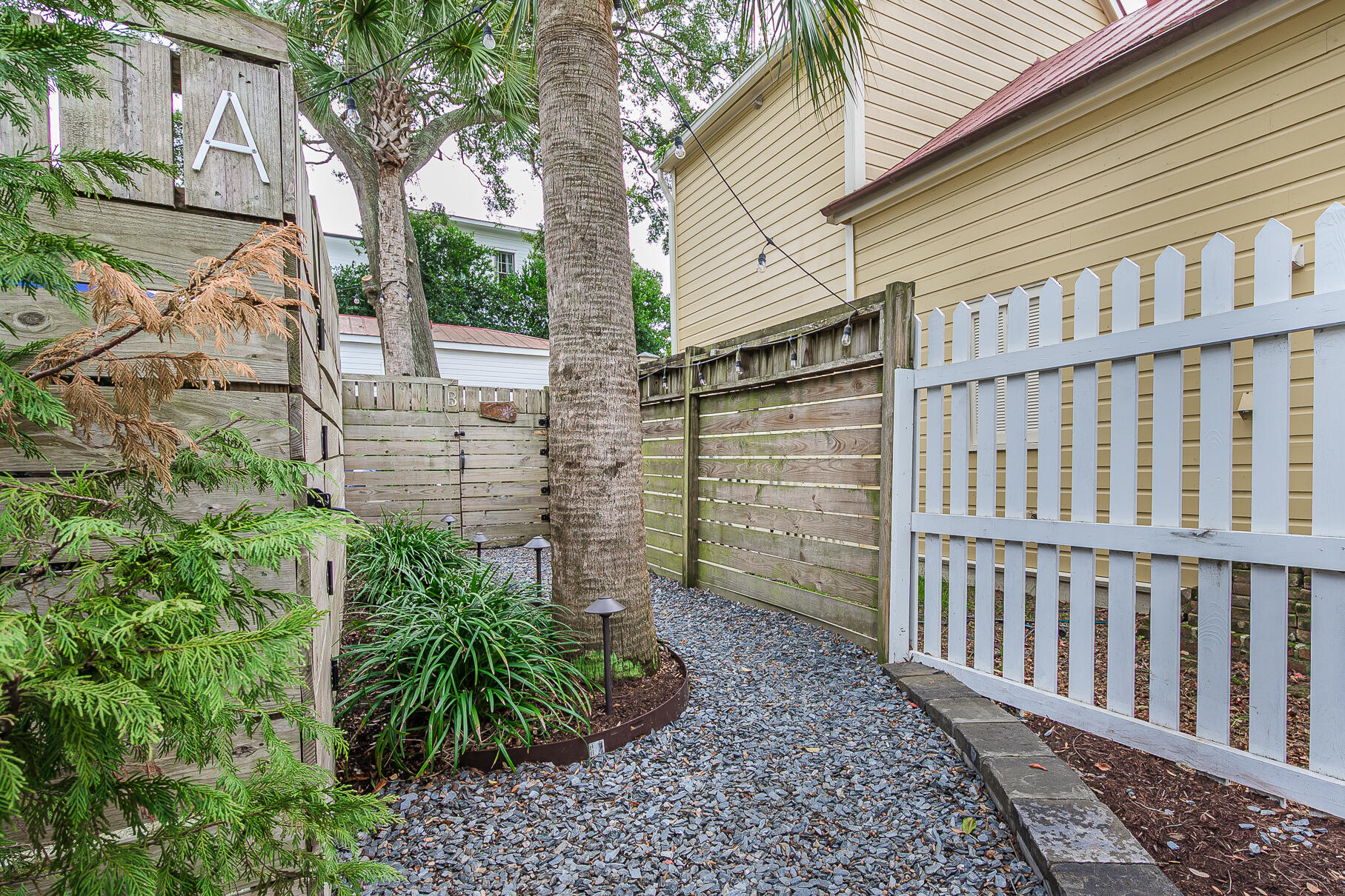 425 King Street Mount Pleasant, SC 29464 - Photo 31 of 63 415King-6