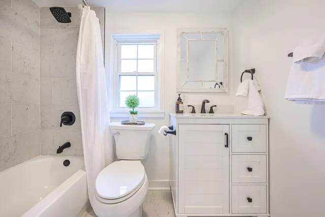 $1,750,000 | 425 King Street, Mount Pleasant, SC 29464