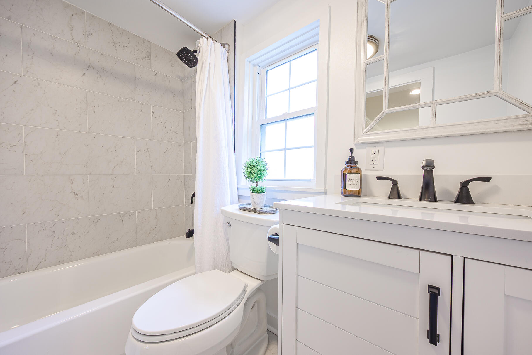 425 King Street Mount Pleasant, SC 29464 - Photo 46 of 63 415King-28