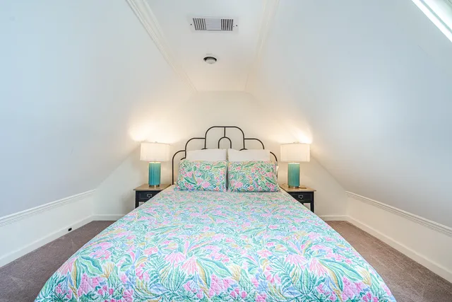 $1,750,000 | 425 King Street, Mount Pleasant, SC 29464