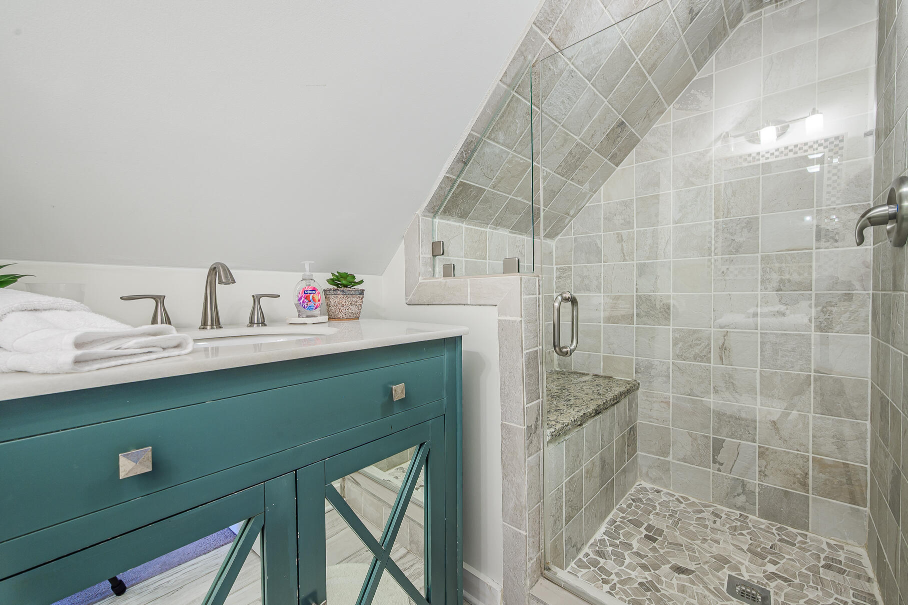 425 King Street Mount Pleasant, SC 29464 - Photo 53 of 63 415King-35