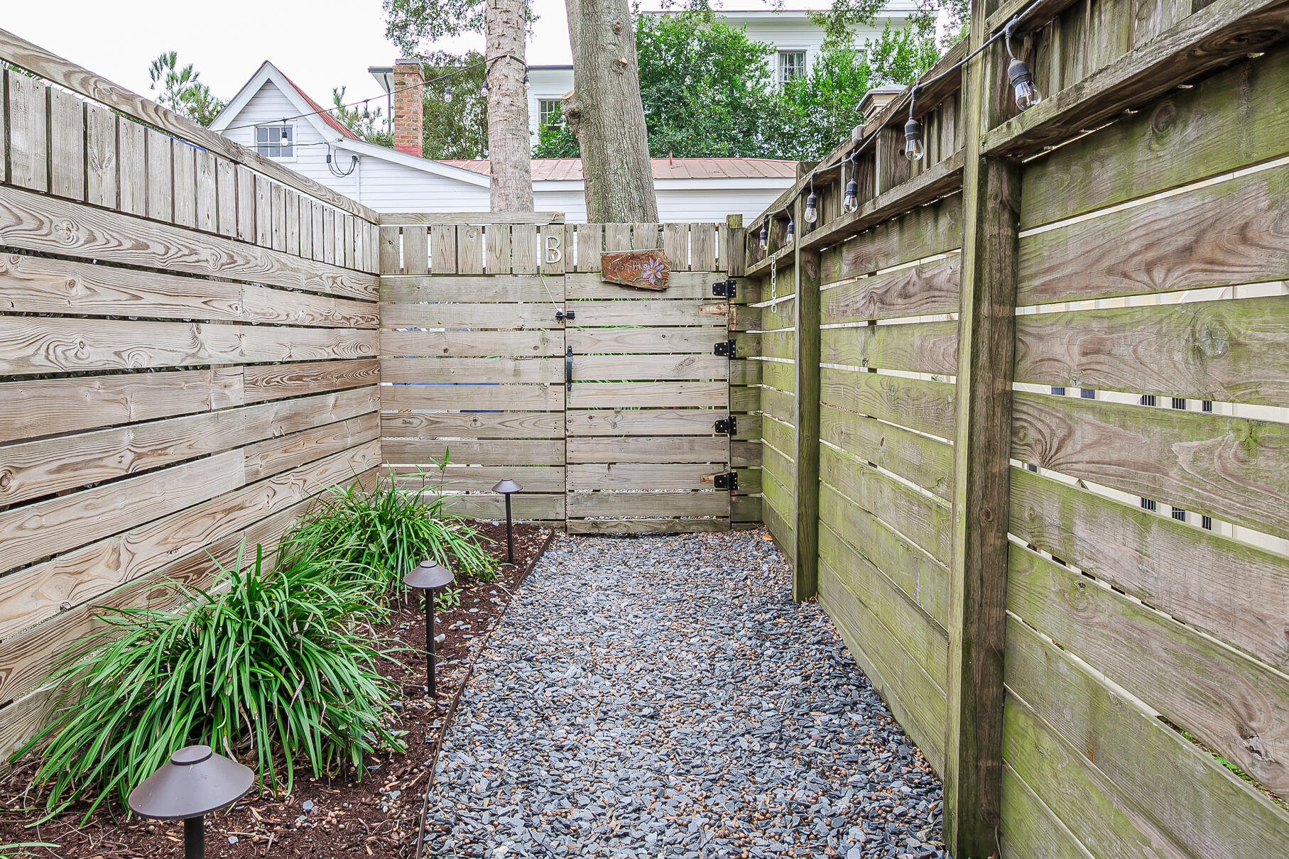 425 King Street Mount Pleasant, SC 29464 - Photo 55 of 63 415King-37