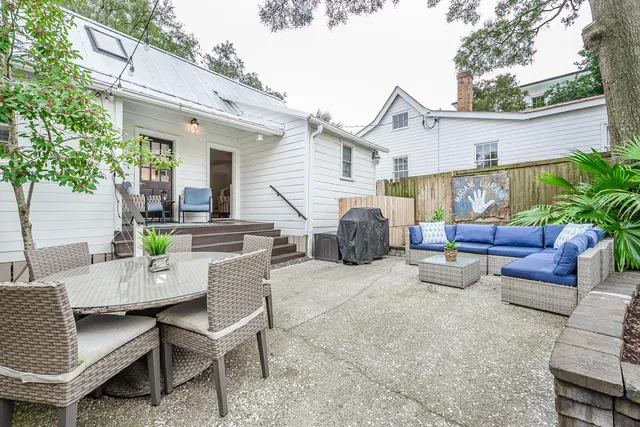 $1,750,000 | 425 King Street, Mount Pleasant, SC 29464