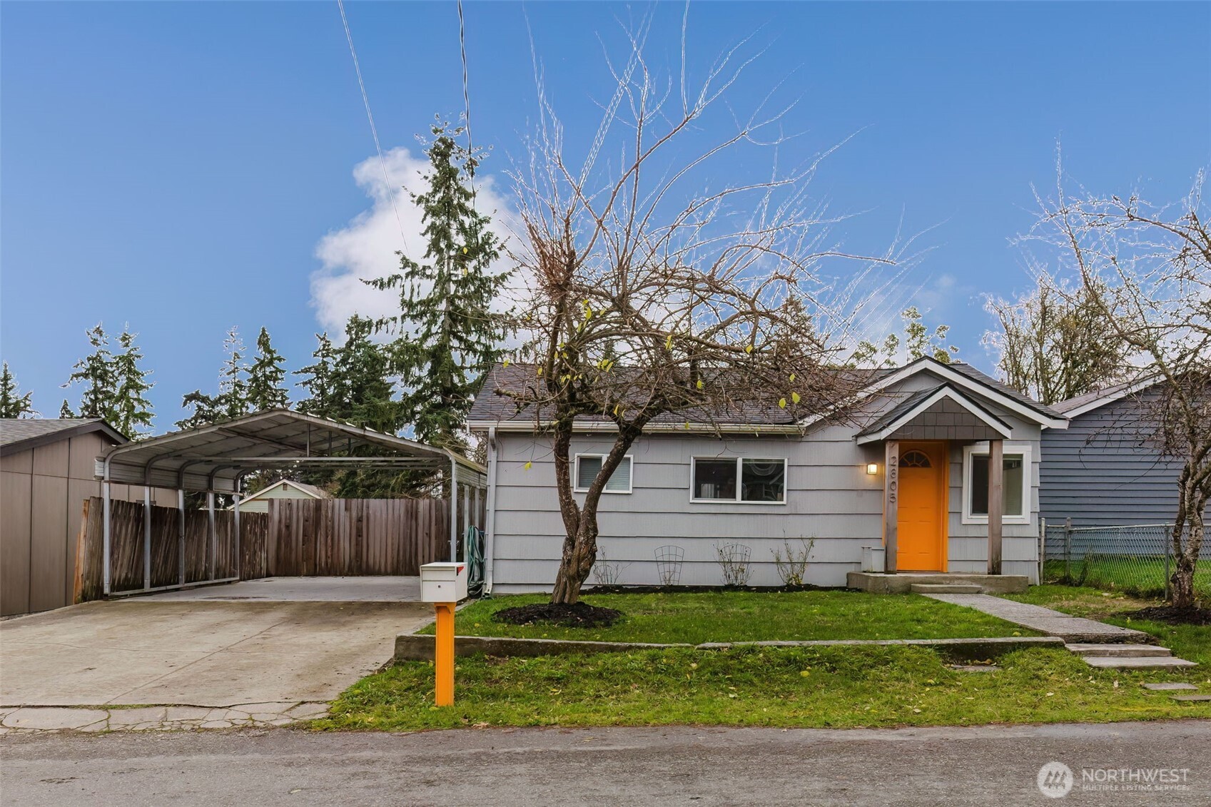 2805 Bowen Street Bremerton, WA 98310 - Photo 3 of 40 a front view of a house with a yard