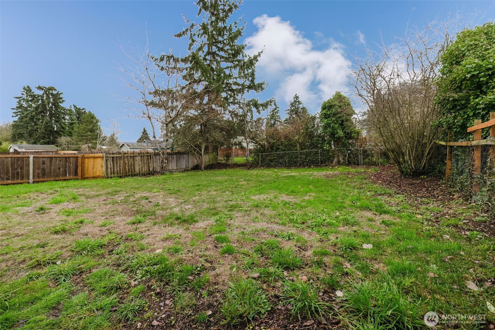 2805 Bowen Street Bremerton, WA 98310 - Photo 36 of 40 a view of a garden