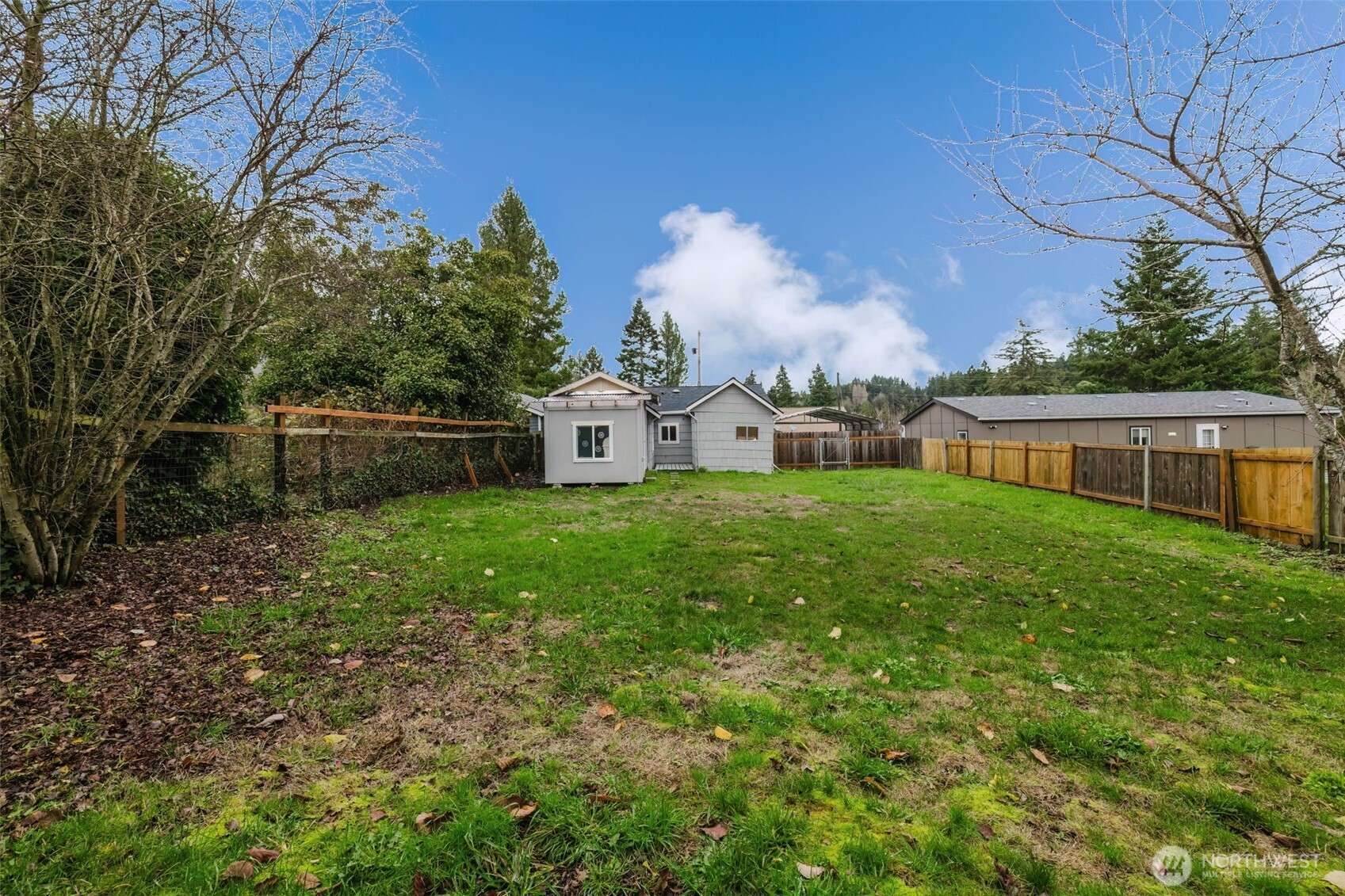 2805 Bowen Street Bremerton, WA 98310 - Photo 39 of 40 a house view with a garden space