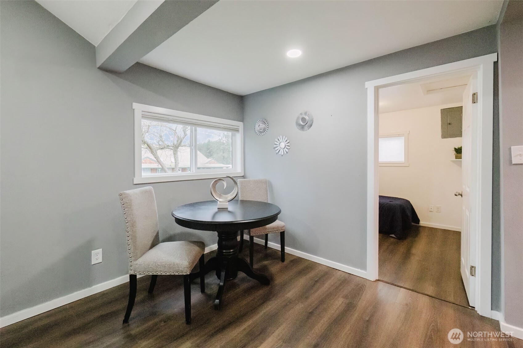 2805 Bowen Street Bremerton, WA 98310 - Photo 10 of 40 a view of a livingroom with furniture