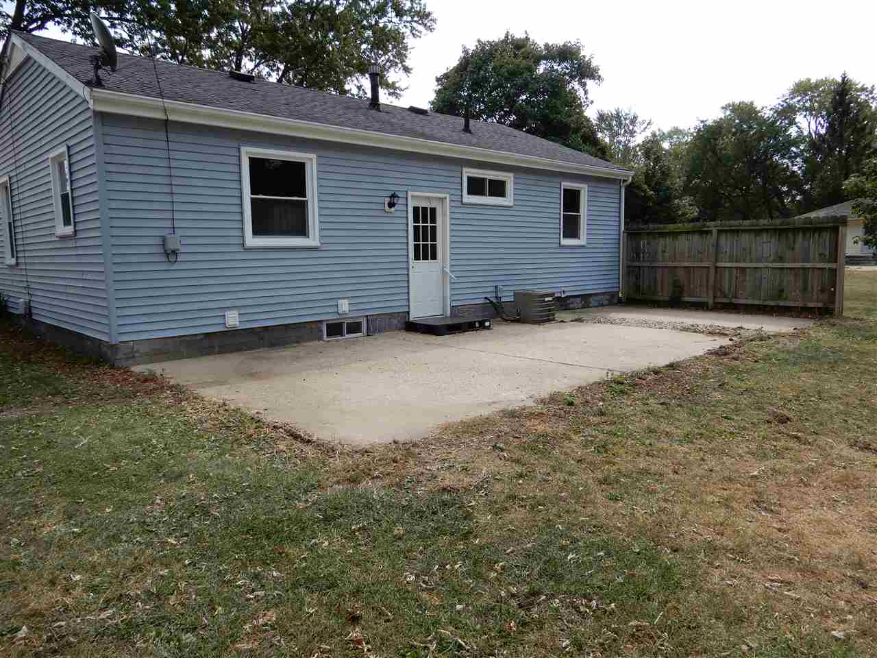 6939 Will James Road Rockford, IL 61109 - Photo 15 of 16 Gallery Image 15