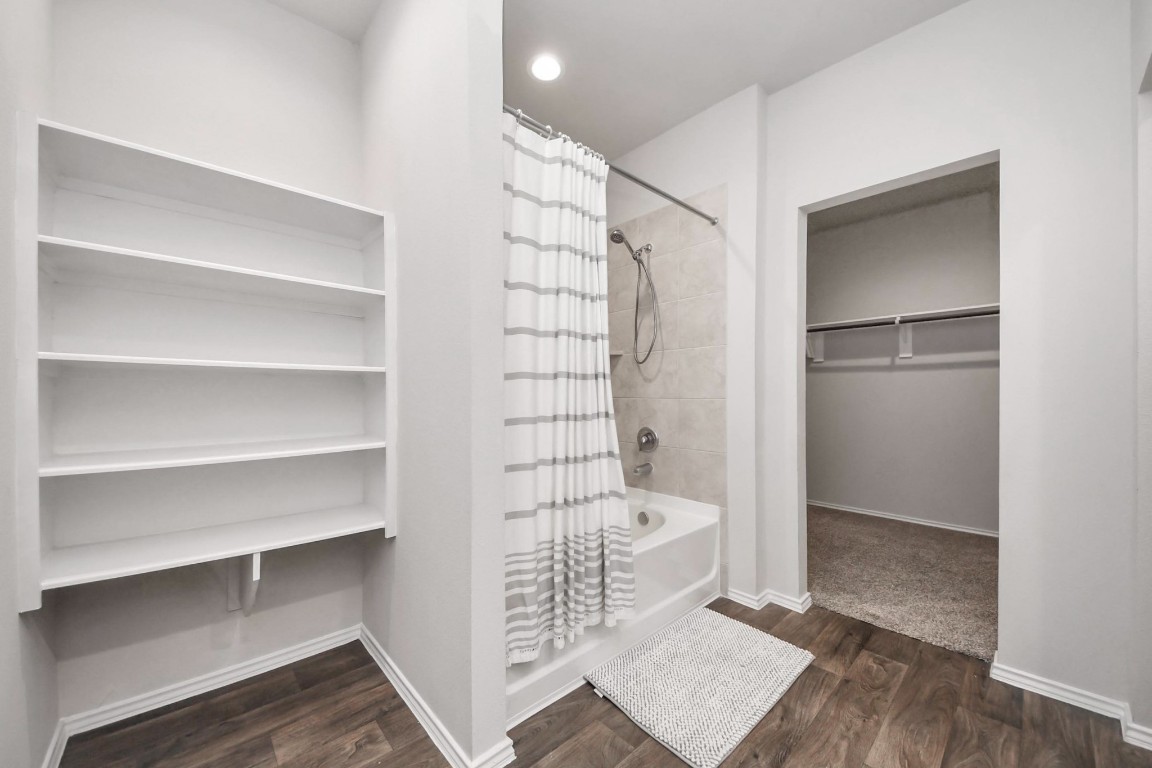 2347 Pettingell Way Spring Spring, TX 77373 - Photo 35 of 41