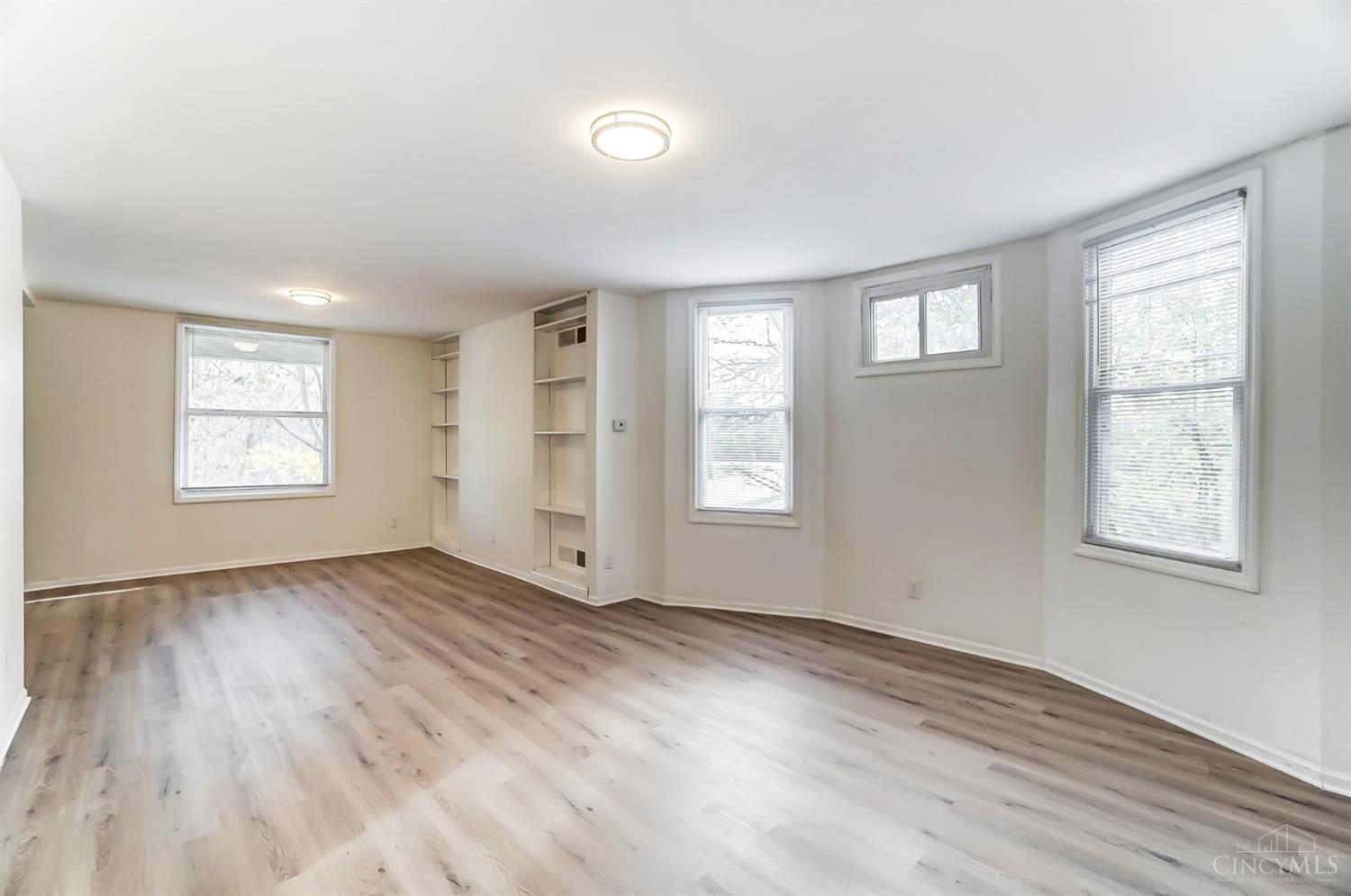 809 Wells Street Cincinnati, OH 45205 - Photo 10 of 39 Gallery Image 10