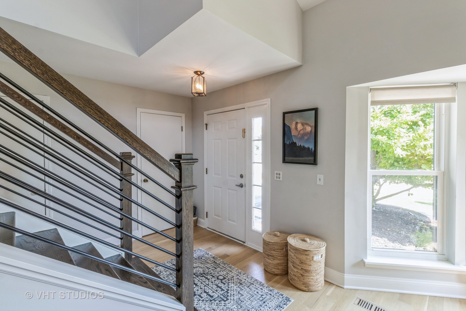1050 Pembridge Road Lake Zurich, IL 60047 - Photo 5 of 35 Gallery Image 5
