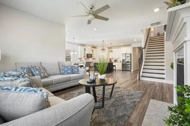 $570,000 | 330 Davis Lane, Woodstock, GA 30188