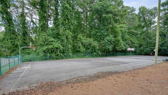 $570,000 | 330 Davis Lane, Woodstock, GA 30188