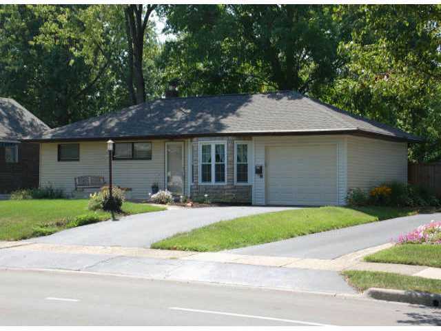 2375 Zollinger Road Columbus, OH 43221 - Photo 1 of 10