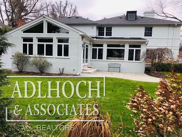 70 Merriweather Road Grosse Pointe Farms, MI 48236 - Photo 2 of 34