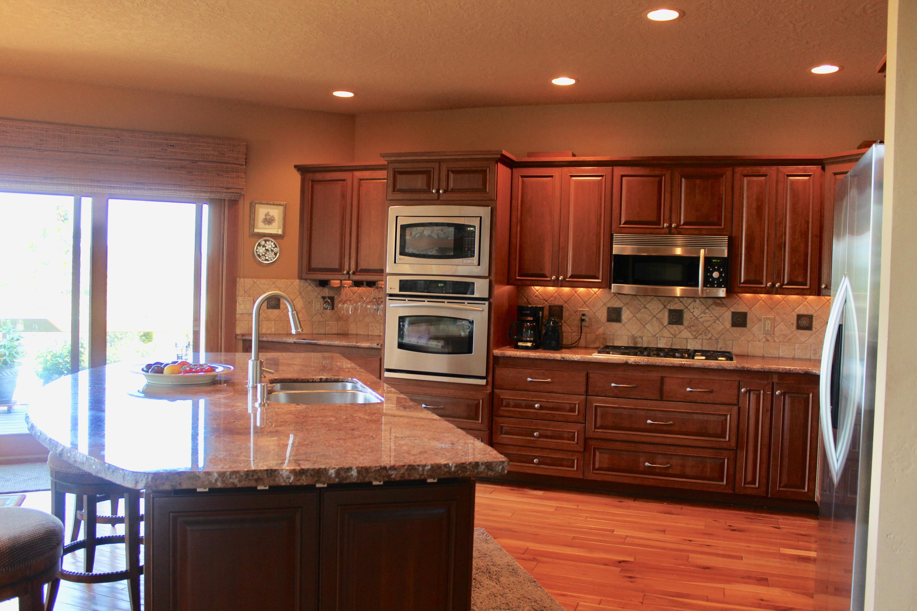 4625 Cooper's Hawk Road Klamath Falls, OR 97601 - Photo 14 of 64 fullsizeoutput_1326