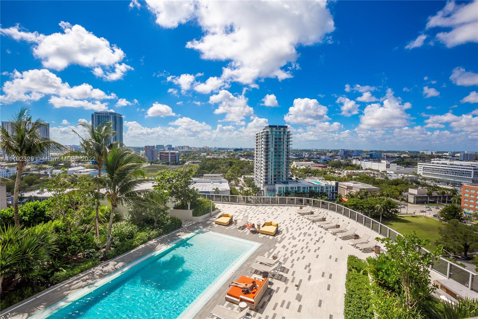 488 Northeast 18th Street, Unit 3606 Miami, FL 33132 - Photo 4 of 18 a view of a balcony with city view