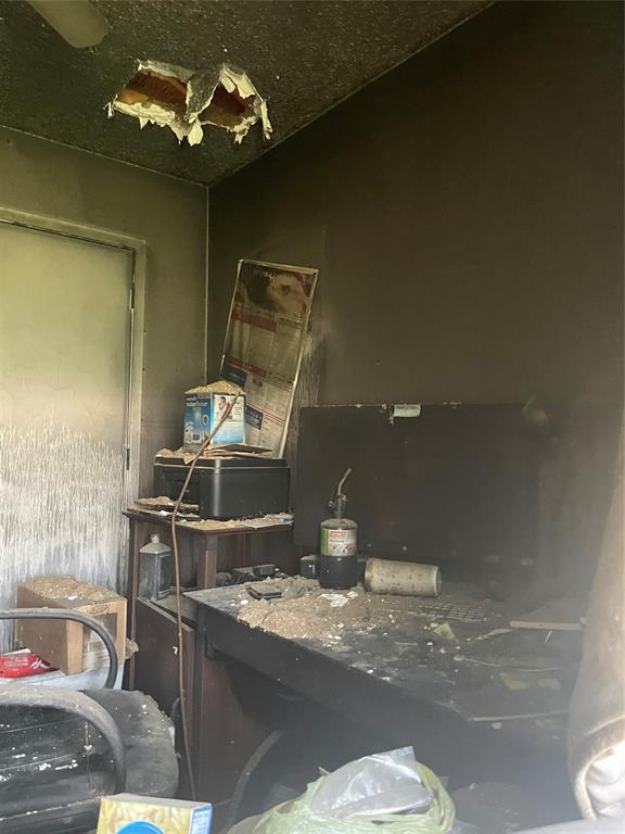 403 South 1st Street Sanger, TX 76266 - Photo 7 of 12 a view of a dining room with furniture
