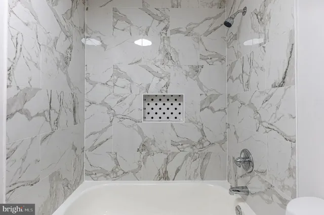 $1,485 | 131 North Garfield Road, Sterling, VA 20164