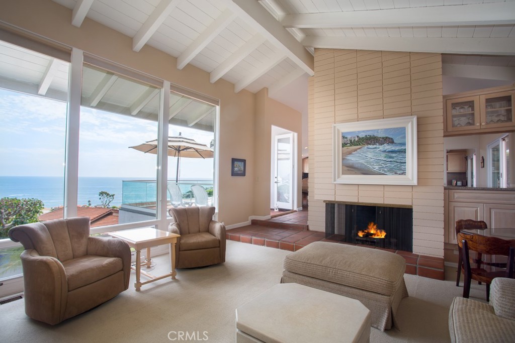 1004 Emerald Bay Laguna Beach, CA 92651 - Photo 9 of 15 Gallery Image 9