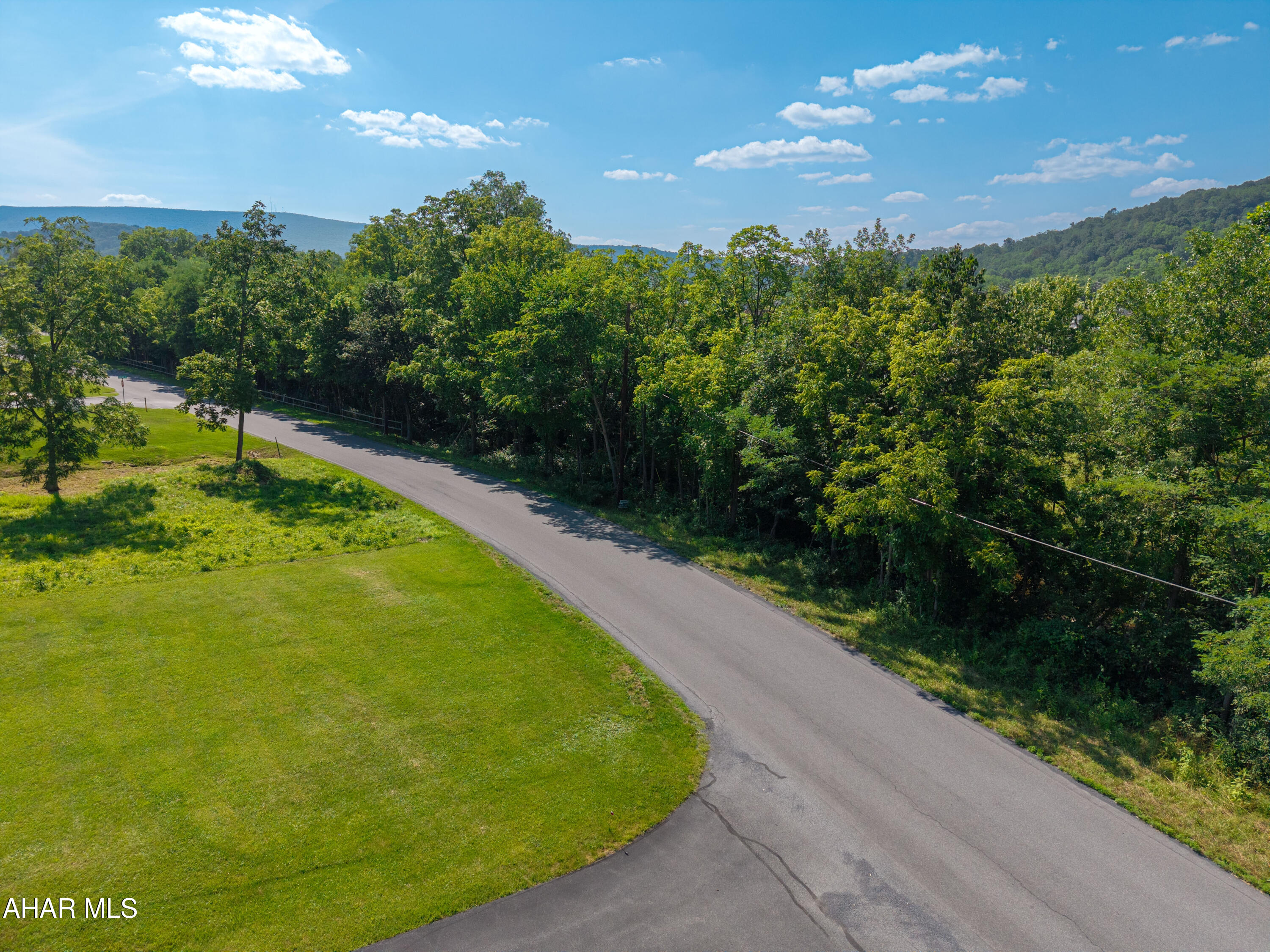 Off Donahue Manor Road Bedford, PA 15522 - Photo 6 of 17