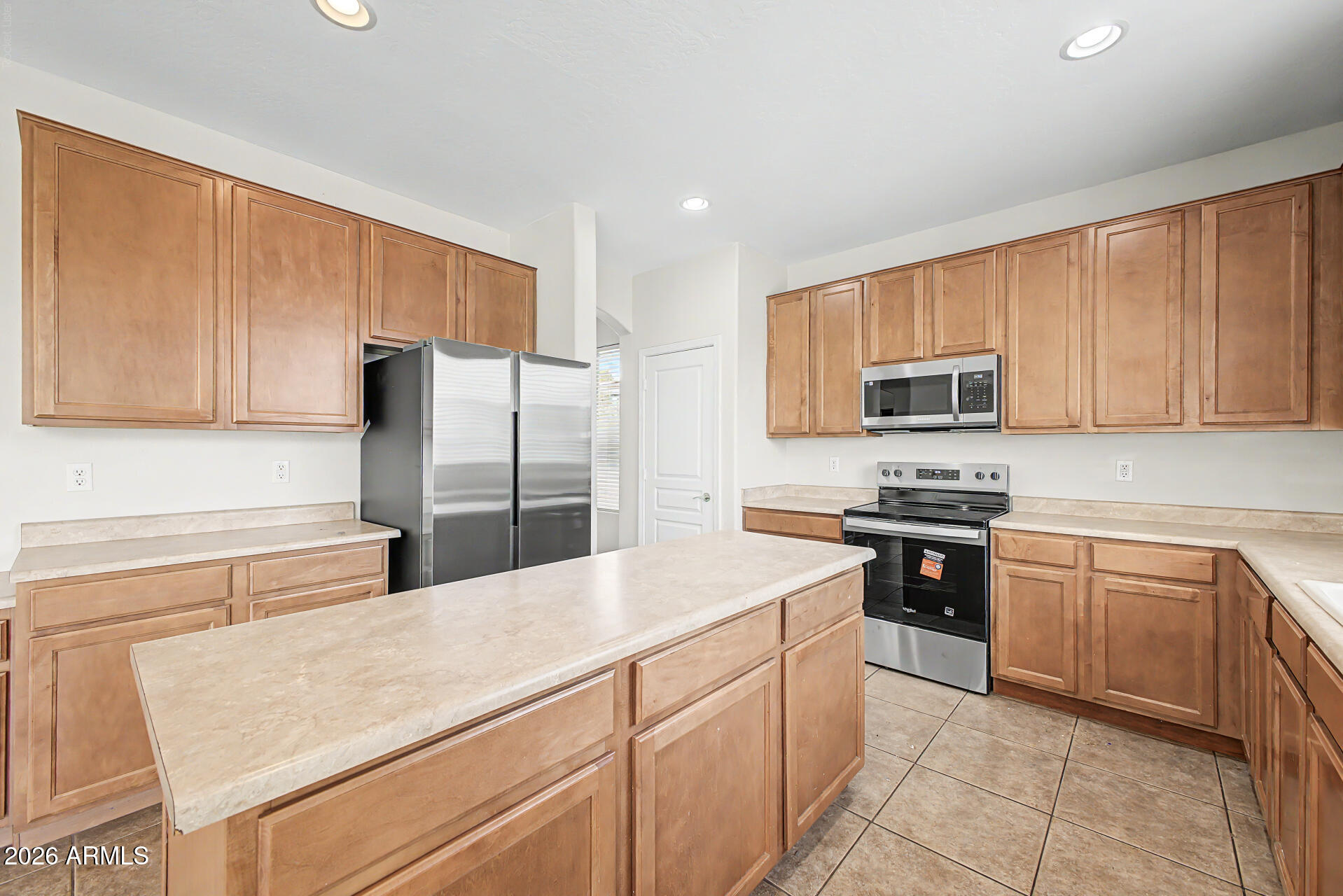 13627 West Calavar Road Surprise, AZ 85379 - Photo 2 of 32 18 - Calavar