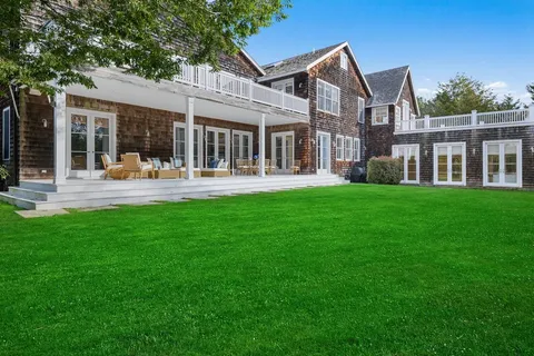 $9,250,000 | 244 Flying Point Road, Water Mill, NY 11976