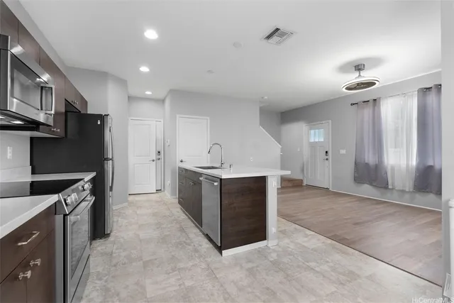 $3,800 | 91-1159 Kamakana Street, Unit 273, Ewa Beach, HI 96706