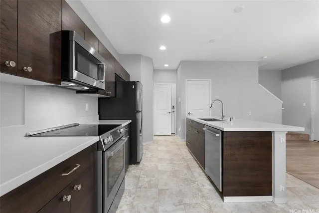 $3,800 | 91-1159 Kamakana Street, Unit 273, Ewa Beach, HI 96706